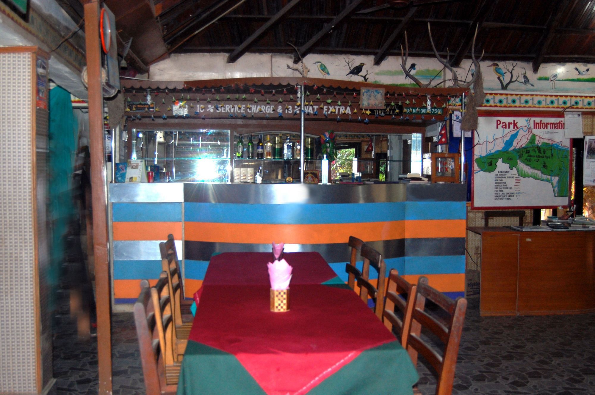 Rainbow Safari Resort Sauraha Exterior photo